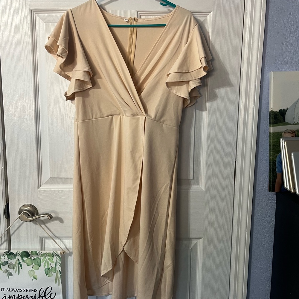 Elegant Cream Dress with Ruffle Sleeves